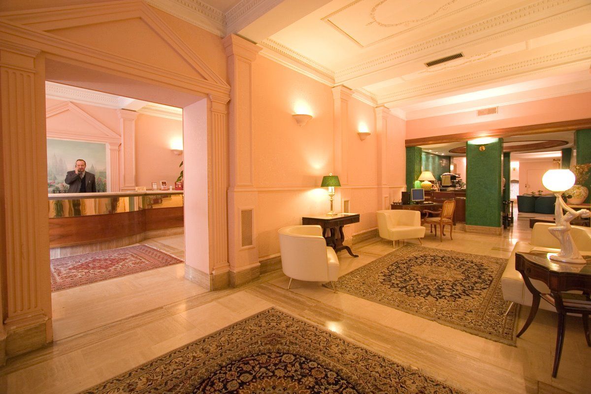 רומא Hotel Laurentia מראה חיצוני תמונה